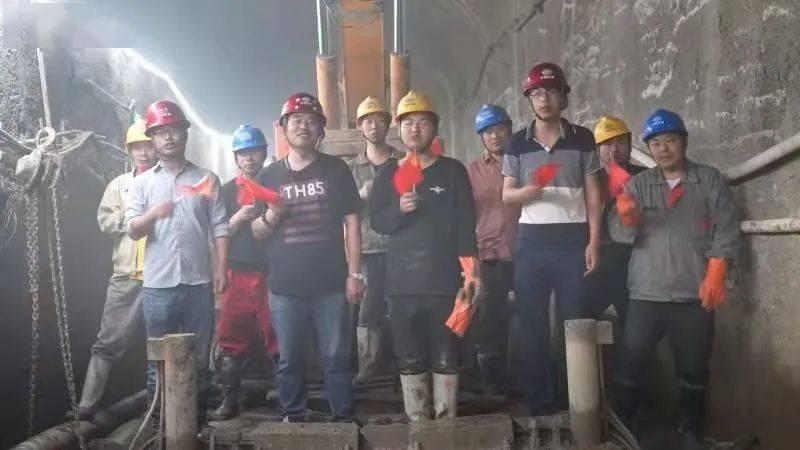 清蒸鱼做的时候要不要放盐?